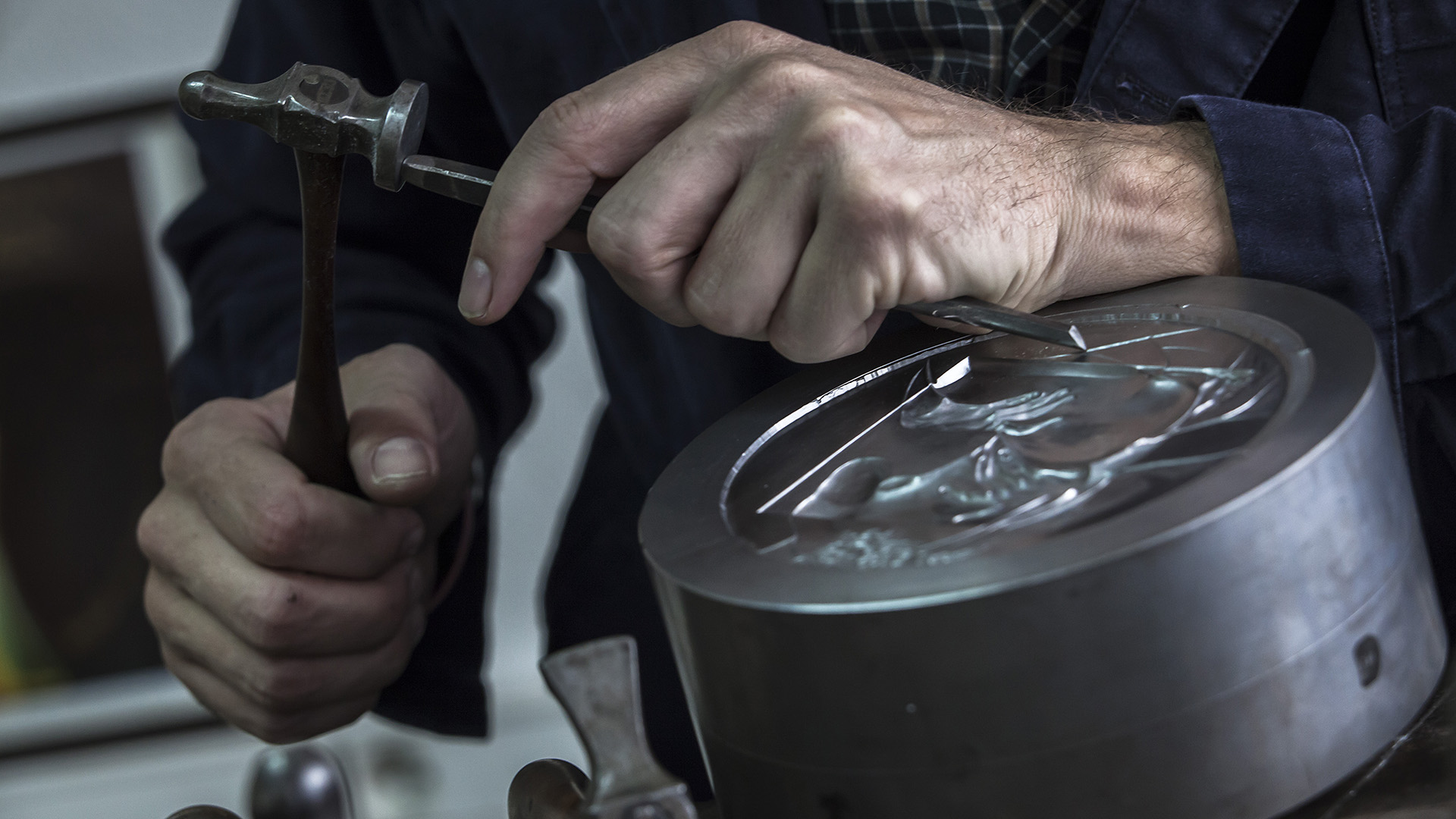 Medaille proserpine Nicolas Salagnac mof 17© Matthieu Cellard