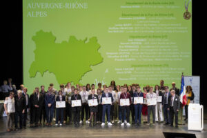 Lire la suite à propos de l’article Cérémonie des Meilleurs Apprentis de France au Théâtre du Châtelet 21/02/2024 – promotion Paul et Liliane GILLANT