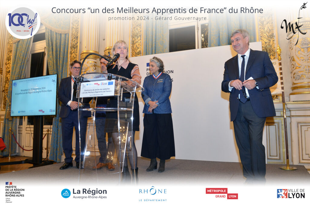 En présence de Madame la préfète Auvergne Rhône-Alpes et Rhône Fabienne BUCCIO, le Président du département du Rhône Christophe GIRAUDEAU, le président des MOF d'Auvergne Rhône-Alpes Frédéric Gaudette, le président des MOF du Rhône Nicolas Salagnac et Chantal Haller vice présidente des MOF du Rhône